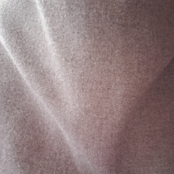 GREY DRESS W/ BROACH DETAILING - Picture 4 of 4